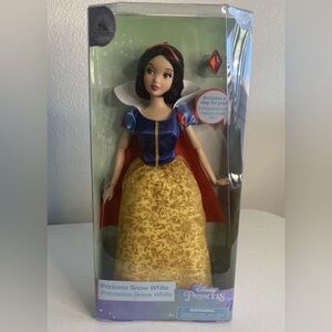 Disney Princess Classic Doll with Ring - Snow White (2019)